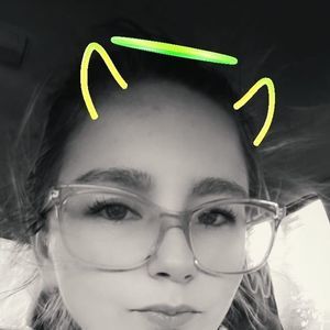 Meet your Posher, Briana